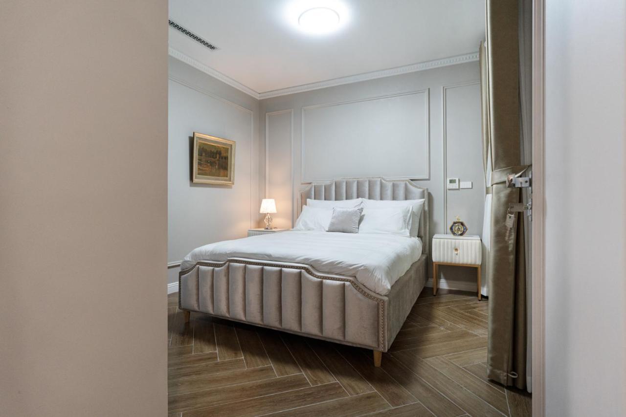 Luxe Paradise Suites Xuan Dieu Hanoi Exterior photo