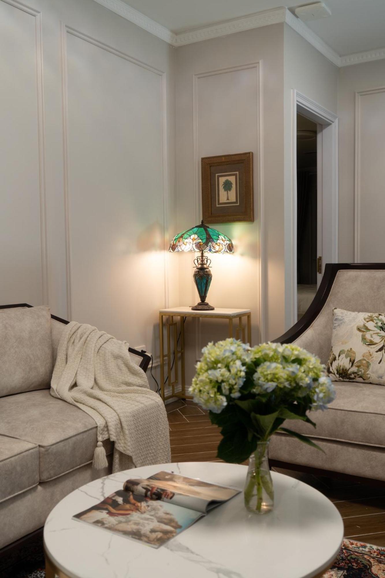 Luxe Paradise Suites Xuan Dieu Hanoi Exterior photo