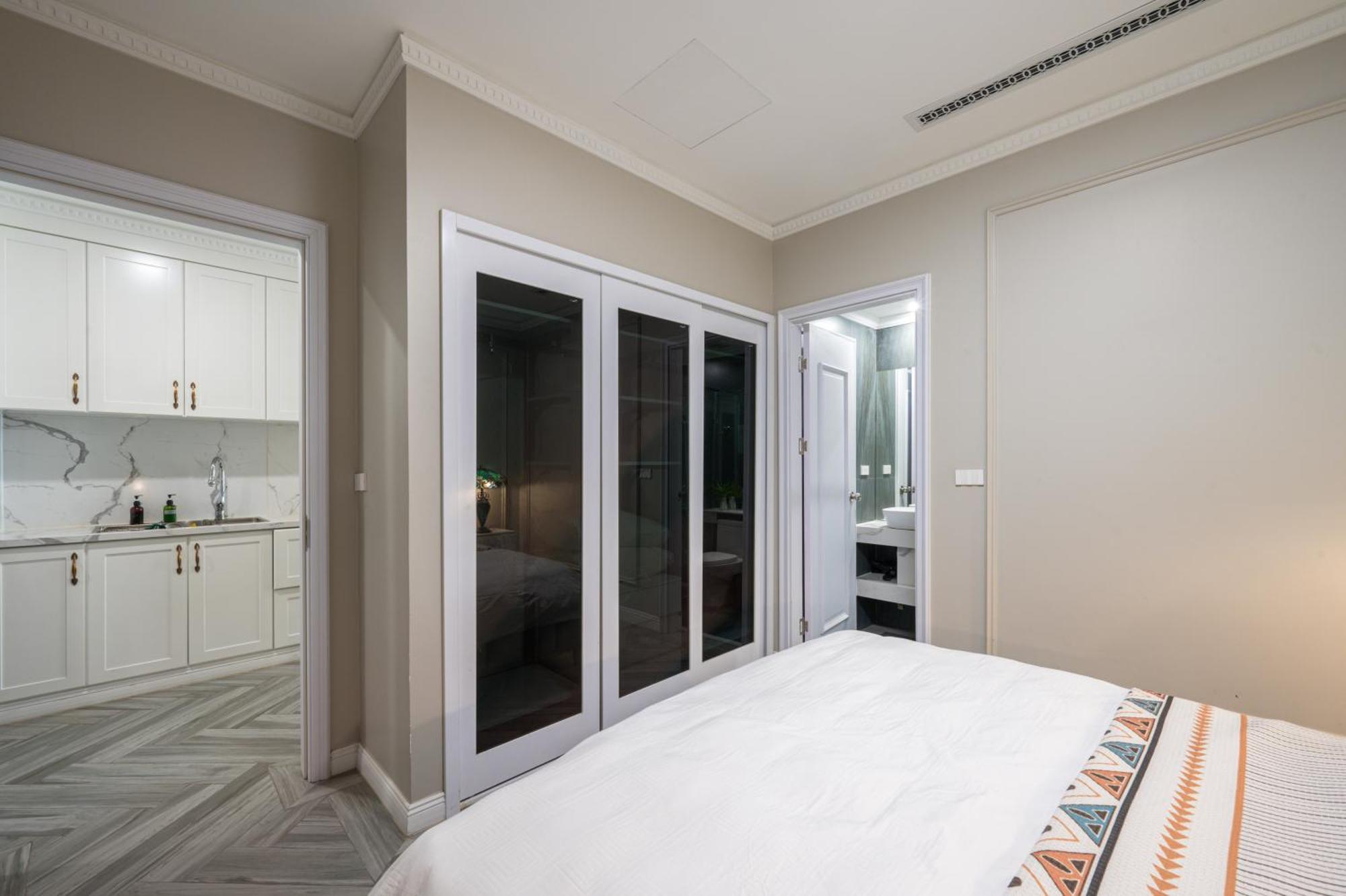 Luxe Paradise Suites Xuan Dieu Hanoi Exterior photo